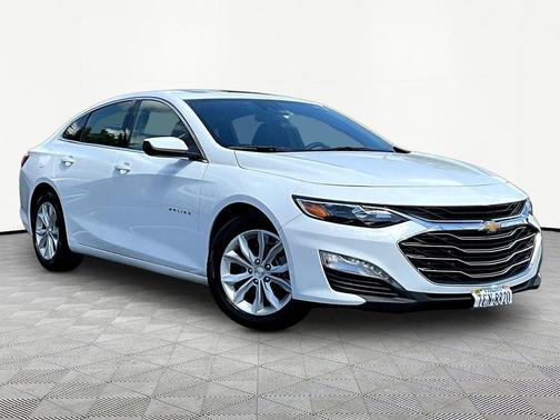 Summit White 2024 Chevrolet Malibu FWD 1LT