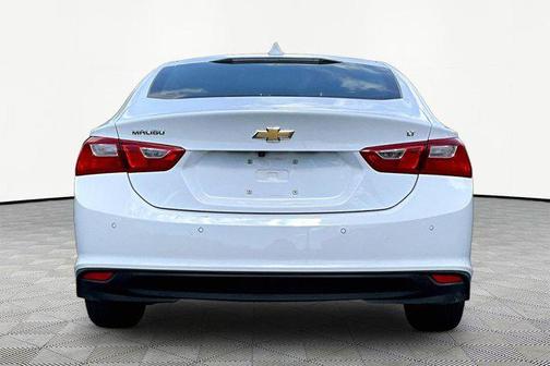 Summit White 2024 Chevrolet Malibu FWD 1LT