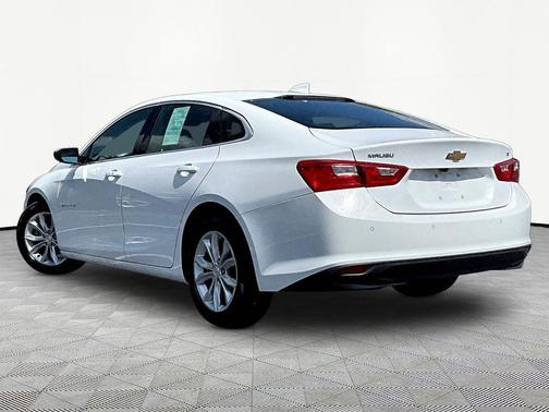 Summit White 2024 Chevrolet Malibu FWD 1LT
