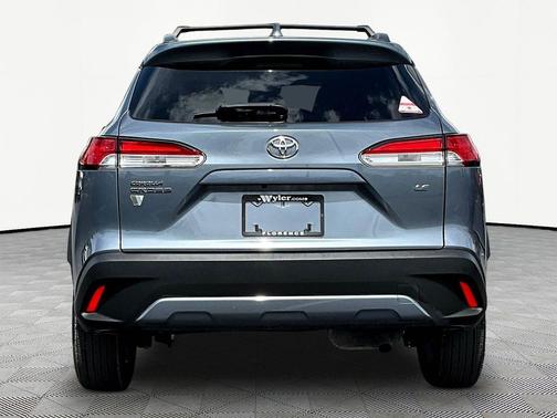 Celestite 2022 Toyota Corolla Cross LE