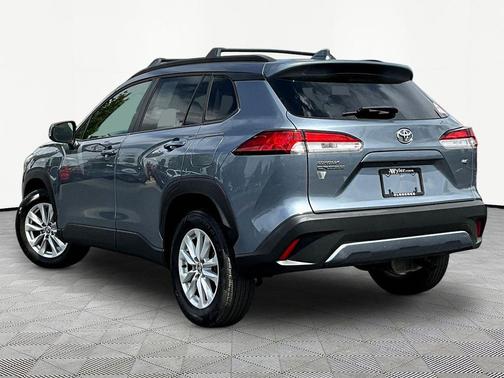 Celestite 2022 Toyota Corolla Cross LE