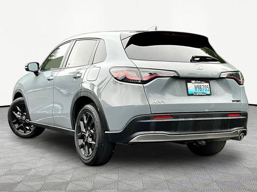 Urban Gray Pearl 2024 Honda HR-V AWD Sport