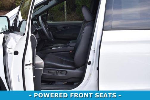 2024 Honda Passport AWD Black