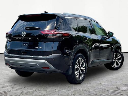 Super Black 2021 Nissan Rogue SV