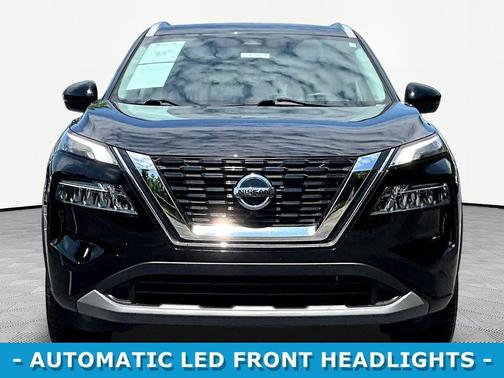 Super Black 2021 Nissan Rogue SV