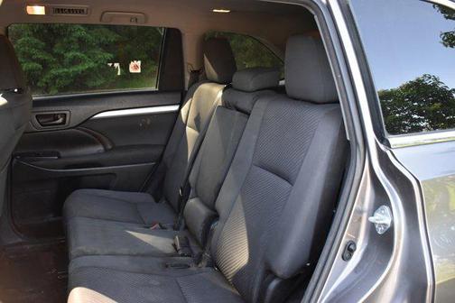 2018 Toyota Highlander LE