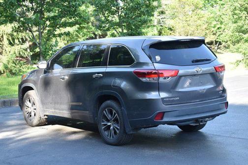 2018 Toyota Highlander LE