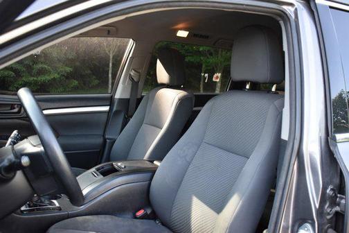 2018 Toyota Highlander LE