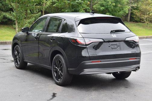 Deep Ocean Pearl 2026 Honda HR-V AWD Sport