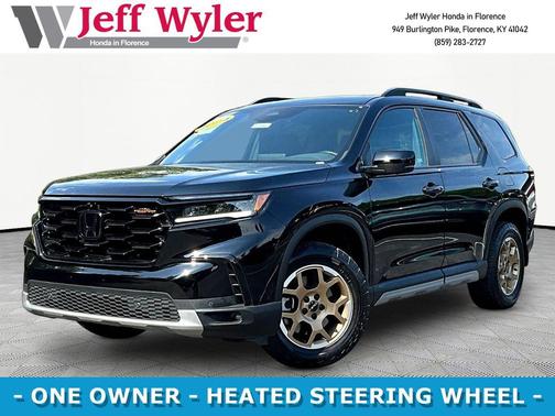 Crystal Black Pearl 2024 Honda Pilot TrailSport