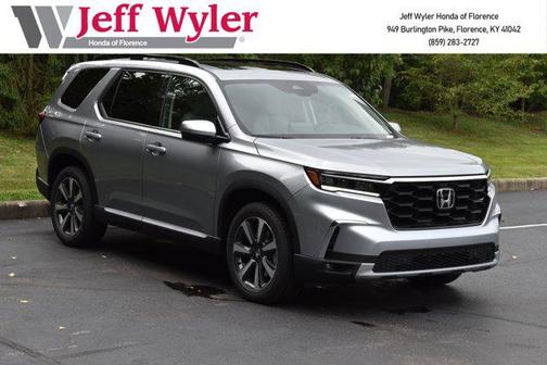 2025 Honda Pilot Touring 8-Passenger