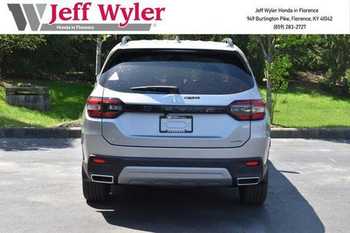 2025 Honda Pilot Touring 8-Passenger