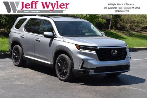 2025 Honda Pilot Touring 8-Passenger
