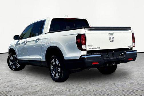 White Diamond Pearl 2019 Honda Ridgeline RTL-E
