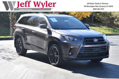 2019 Toyota Highlander SE