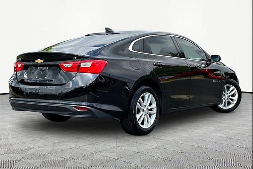 Mosaic Black Metallic 2016 Chevrolet Malibu 1LT