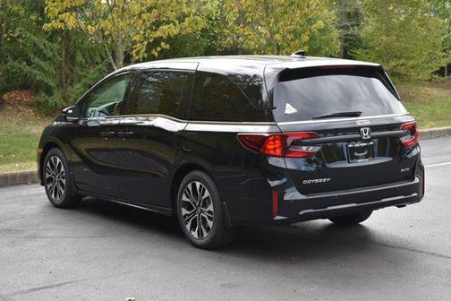 Celestial Blue Metallic 2026 Honda Odyssey Elite