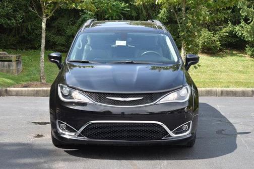2020 Chrysler Pacifica Touring-L Plus