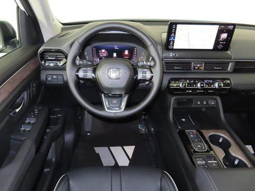 Platinum 2026 Honda Pilot Elite