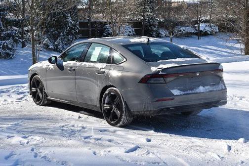 2023 Honda Accord Hybrid Sport-L