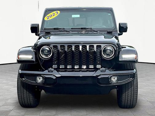 Black Clearcoat 2023 Jeep Gladiator High Altitude 4x4