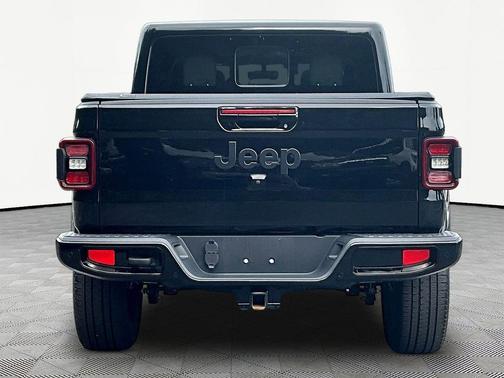 Black Clearcoat 2023 Jeep Gladiator High Altitude 4x4