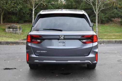 Modern Steel Metallic 2026 Honda Odyssey EX-L