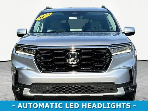 Lunar Silver Metallic 2025 Honda Pilot Touring 8-Passenger