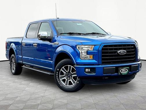 Blue 2015 Ford F-150 XLT