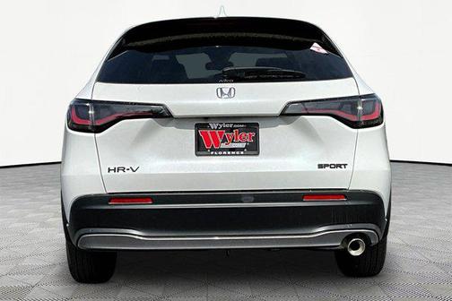 Platinum White Pearl 2026 Honda HR-V AWD Sport