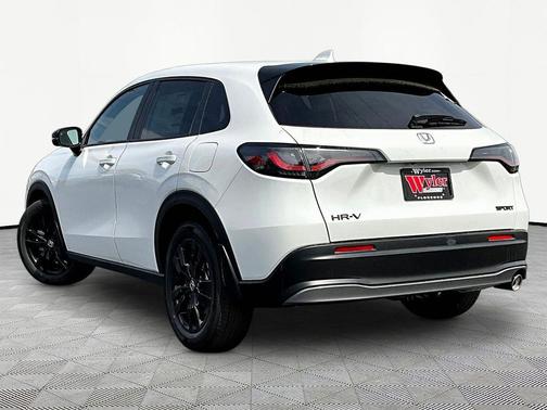 Platinum White Pearl 2026 Honda HR-V AWD Sport