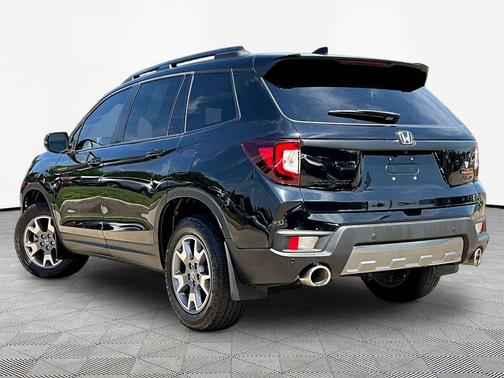Crystal Black Pearl 2023 Honda Passport AWD TrailSport