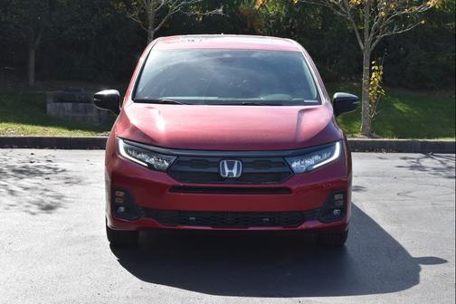 Radiant Red Metallic II 2026 Honda Odyssey Sport-L