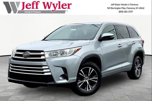 Celestial Silver Metallic 2018 Toyota Highlander LE I4