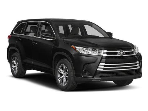 Celestial Silver Metallic 2018 Toyota Highlander LE I4