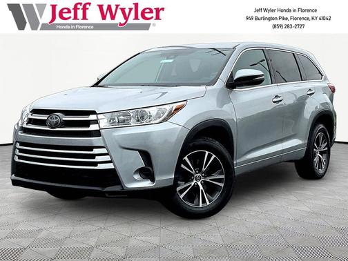 Celestial Silver Metallic 2018 Toyota Highlander LE I4