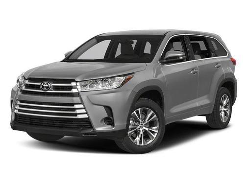 Celestial Silver Metallic 2018 Toyota Highlander LE I4