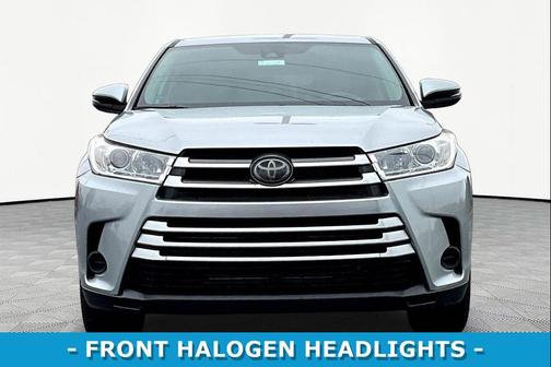 Celestial Silver Metallic 2018 Toyota Highlander LE I4