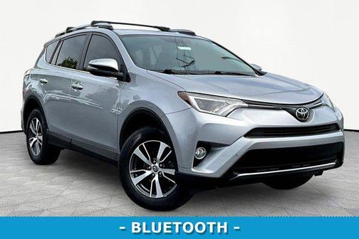 Silver Sky Metallic 2018 Toyota RAV4 XLE