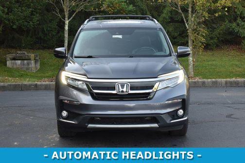 2022 Honda Pilot Touring 8-Passenger