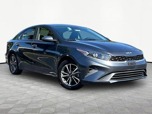 Gravity Gray 2023 Kia Forte LXS