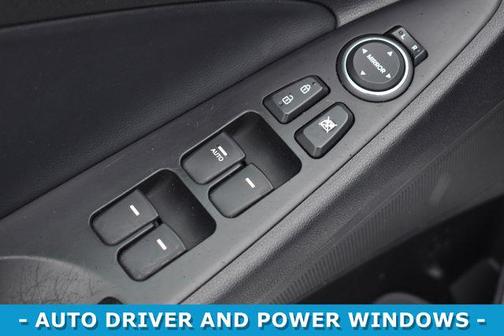 2013 Hyundai SONATA Limited 2.0T