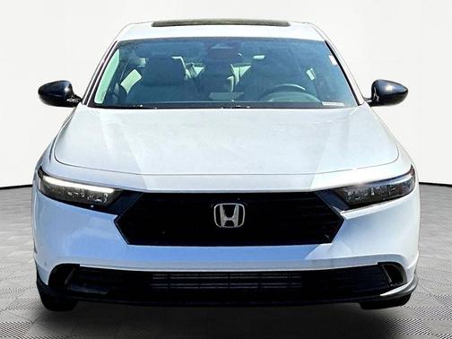 Platinum White Pearl 2026 Honda Accord SE