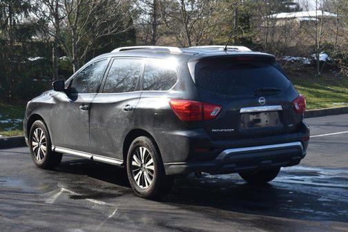 2017 Nissan Pathfinder S