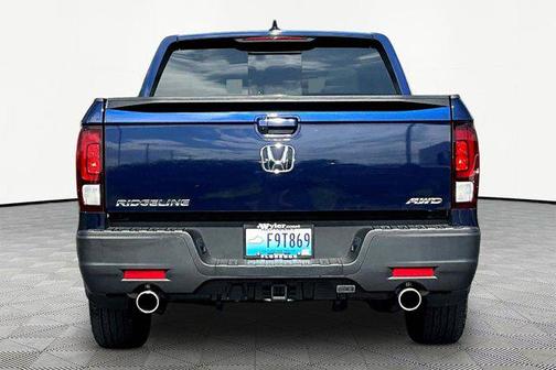 Obsidian Blue Pearl 2023 Honda Ridgeline RTL