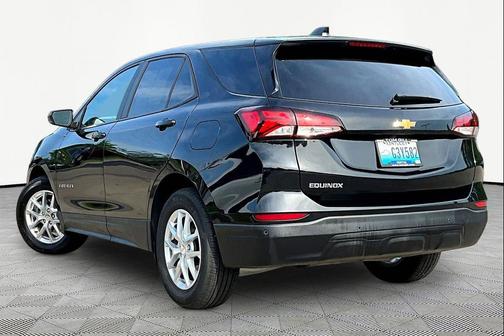 Mosaic Black Metallic 2023 Chevrolet Equinox LS