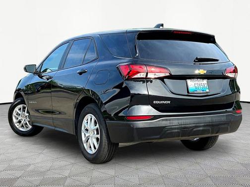 Mosaic Black Metallic 2023 Chevrolet Equinox LS