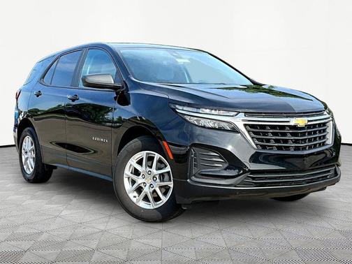 Mosaic Black Metallic 2023 Chevrolet Equinox LS