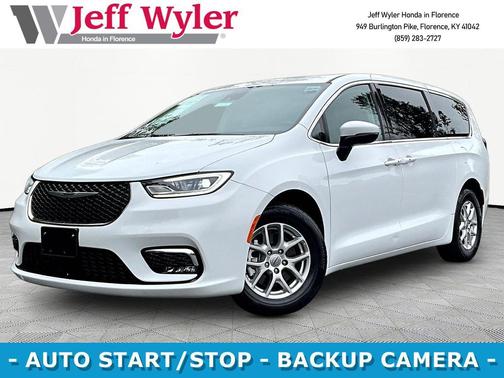 Bright White Clearcoat 2023 Chrysler Pacifica Touring L