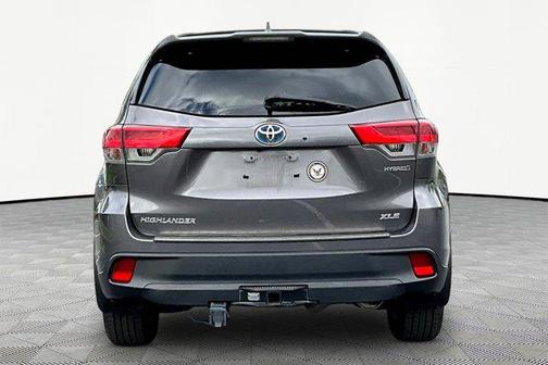 2019 Toyota Highlander Hybrid XLE